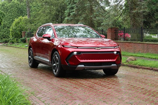 First Drive: 2024 Chevrolet Equinox EV | Reviews
