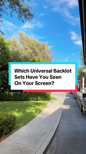 Drop the films and TV shows you've seen these Universal Backlot sets featured in! ⬇️ #UniversalStudiosHollywood #StudioTour #UniversalBacklot
