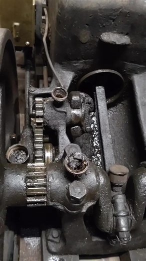 570palife #throttlegoverned #hitandmiss #engine #repair #restoration #horsepower #mechanic #antique #flywheels | 570palife