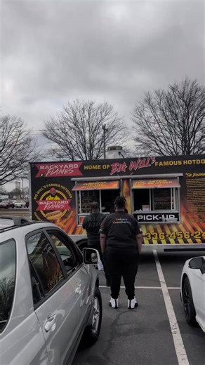 I Finally Got To Back Yard Flames! I highly recommend this food truck I'm just going to let the view of the food do all the talking. watch the video! *Just in case some of y'all don't understand what's on my glizzy or cheeseburger that's what we call in the South chili slaw ketchup mustard and onions* Which is the only way to get it in the South! (Transplants Wont agree and Idc) #BackYardFlames #nc #foodie #hotdogs #cheeseburgers