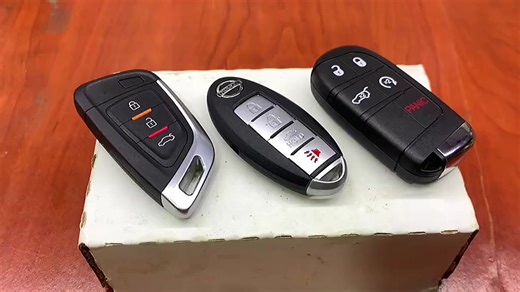 PROBLEMAS CON TU CONTROL⁉️ ✅ Cambio de Pila para control de auto ✅ Servicio de apertura residencial. ✅ Servicio de apertura vehicular. ✅ Apertura de caja fuerte. ✅ Instalación de chapas en puertas metálicas y madera. ✅ Programación de sistema inmolizador. ✅ Clonación de llaves con chip. ✅ Programación de control remoto. ✅ Fabricación de llave por perdida total. Apertura residencial. Servicio de Apertura vehicular. Servicio de Apertura de caja fuerte. Instalación de chapas en puertas Metálicas, M