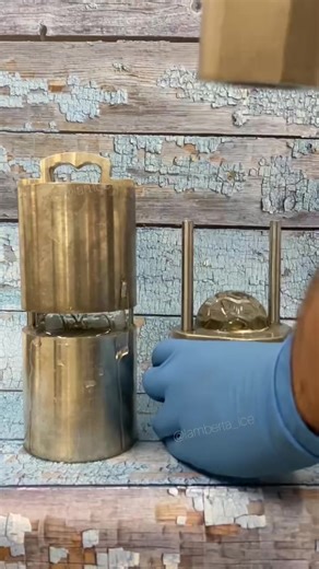 Creating Perfect Ice Balls - Ice Press Technology