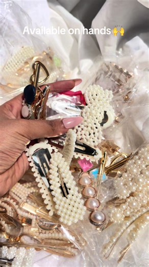 Stylish Hair Pins for Every Occasion