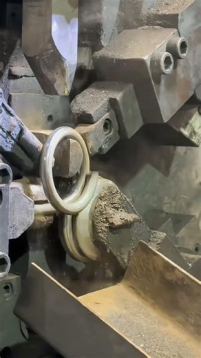 Spring Manufacturing Process - Good tools and machinery make work easy