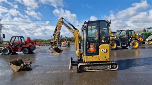 CAT 302
