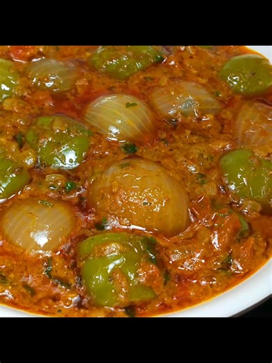 Quick and Easy Capsicum Onion Vegetable Recipe