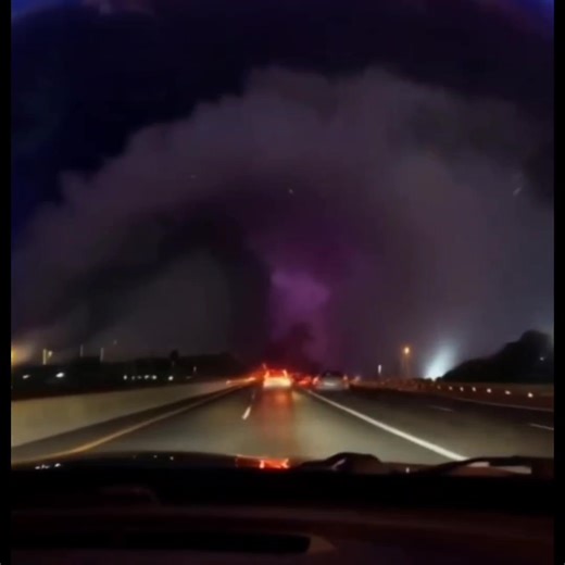 Rainbow Tornado In Florida,USA @topfans | EndTimes News