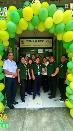 POV: llegó el primer día de clases y las mochilas venían llenas de ilusión 🎒✨ Nervios, sonrisas, abrazos y muchos sueños empezando hoy en Primaria. Así vivimos este hermoso inicio de año escolar 📚💛 👉 “¿En qué grado empezó tu hijo este año? Los leemos 👇📚”. #primerdíadeclases #regresoaclases #primaria #añoescolar2026