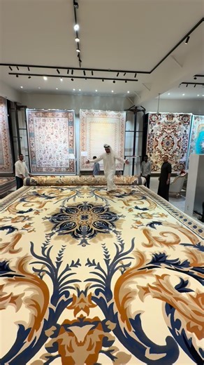 أفخم سجاد كوشينل لمجالس القصور ولمجالس رمضان الفاخرة. تصاميم هاي إند وخاصة للنخبة اللي ما يرضون إلا بالأرقى والأجمل. أكبر تشكيلة كوشينل وصلت الآن وجاهزة للشراء الفوري، وتقدر تاخذها معاك بنفس اللحظة. المقاسات المتوفرة: 1×3، 1×4، 1×5، 2×3، 1.5×2.25، 2.5×3.5، 3×4، 3×5، 4×5، 4×6، 4×8، 5×5، 5×8، 5×10، 6×8، 6×10، 6×12، 8×20، 10×20. ومتوفر أيضاً السجاد الدائري: 3م × 3م، 4م × 4م. 🔥 خصم 70٪ أقل من سعر الجملة مجالس رمضان هذا العام… تبدأ بالفخامة. ومع CHESHNO… الفخامة تكون مستوى ثاني. 📍 CHESHNO – Dubai �