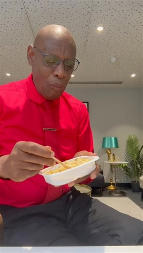 4.8K views · 342 reactions | Fuelling myself up with “mac & cheese” from the awesome Jane Plan diet. Now I’m ready to go back into the studio and perform on Beat the Chasers #beatthechasers #macaroniandcheese #cheese #studio #macaroni Jane Plan | Shaun Wallace | Facebook