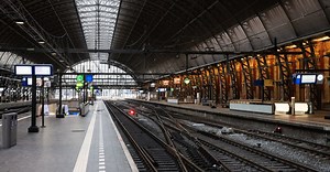 NS-stations uitgestorven door landelijke staking: 'Het is hier vrijwel leeg'