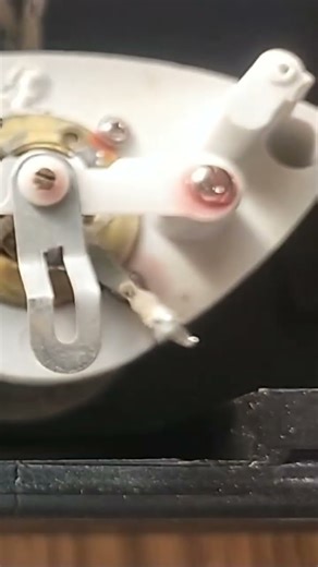 Moving Iron Instrument