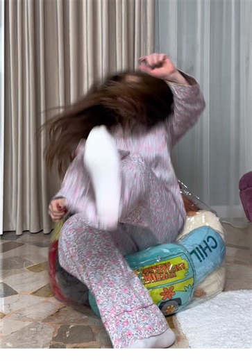 Creating a Unique Chair from Toys: DIY Project