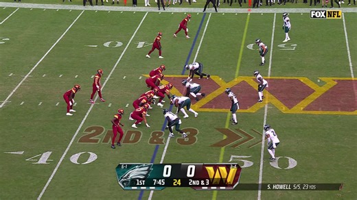 Brian Robinson Jr. rips off 29-yard run against Eagles