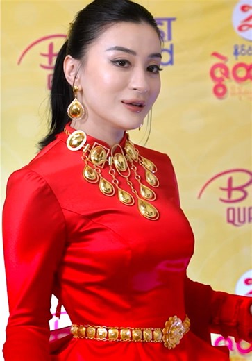 Discover the Best Holiday Fashion Trends for Christmas