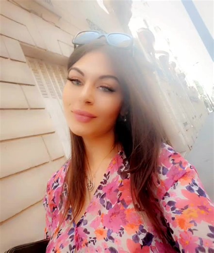 Vidéos de bella02 (@bb.bella8) avec son original - bella02