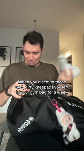 That is not a good smell #volleyball #kneepads