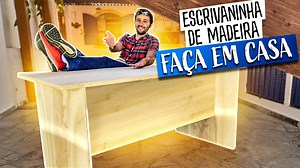 216K views · 489 shares | Você não precisa ser marceneiro ou ter feito um curso de marcenaria para construir móveis… Neste vídeo, você irá aprender como fazer a própria escrivaninha em casa de um jeito bem simples. A única ferramenta elétrica necessária é uma furadeira bem simples! Bora colocar a mão na massa? Confira o vídeo! #ManualdoMundo #ManualMaker #Escrivaninha | Manual do Mundo | Facebook