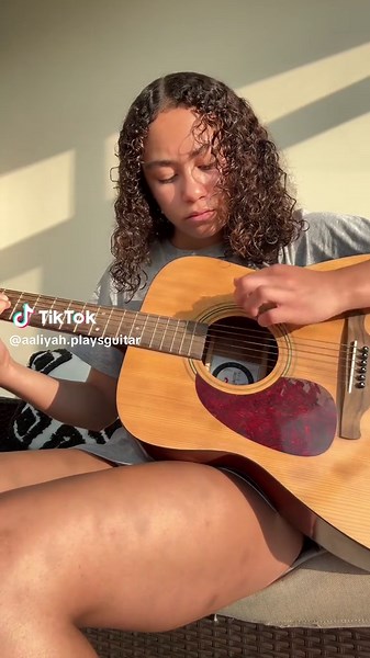 Aaliyah's Guitar Skills Shine Through