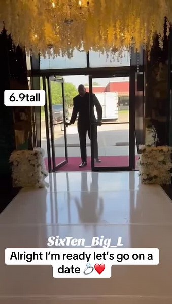 Prepare for a Romantic Date With Larry Thompson