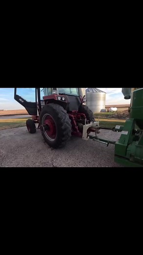 6.1K views · 169 reactions | Old Case IH 14! #farm #farming #farmlife #familyfarm #agriculture #reelsvideo #reelsfb #reels #tractor #caseih #johndeere #fun #combine #corn #beans #harvest #country #work #hardwork | Titman Farms | Facebook