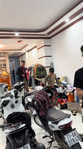 Lên ao phít mai đi nhận xe với thằng con kkk #duongkimngan @Nguyễn Ngọc Thái 🔥