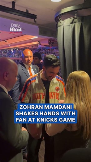 NYC mayor Mamdani shakes hands with Knicks fans and poses for selfies