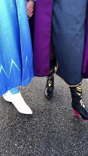 some things never change… ❄️🍂☃️ #princessparty #frozen #elsa #anna #frozen2