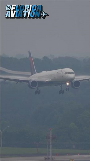 ✈️Pencil Plane Boeing 757 Smooth Landing at World's Busiest Airport Atlanta ATL Plane Spotting 4K