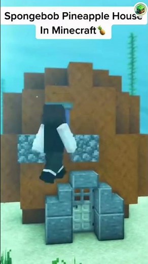 Building Spongebob's Iconic Pineapple House in Minecraft! 🧽🏠