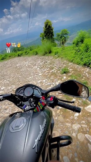SK💪🏍️🥰 (@surajthakur3221)’s videos with original sound - 🖤 𝙃 𝙊 𝙉 𝙀 𝙔 🖤