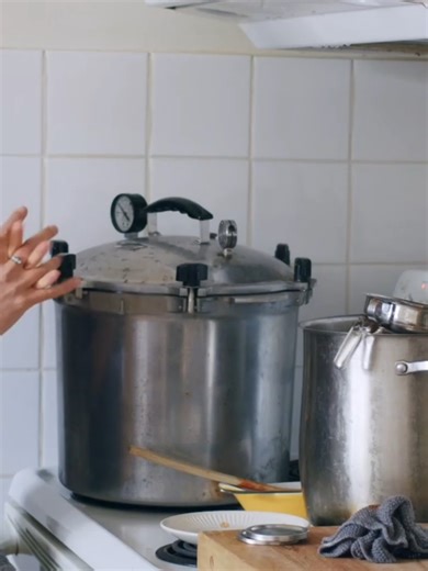 What That Jiggle Means When Pressure Canning Here’s what that “jiggle” really means when pressure canning 🔥 — once your weight starts dancing too often, it’s time to dial back the heat. The goal? A slow, steady jiggle for safe, consistent pressure. 👉 More Properties Resources: https://linktr.ee/freedomfarmers #PressureCanning #HomeCanning #FoodPreservation #CanningTips #HomesteadKitchen #FoodStorage #CanningSafety #PreservingFood #Homesteading101 #CanningGuide