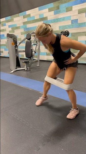 Exercise Demo: Miniband Lateral Walks