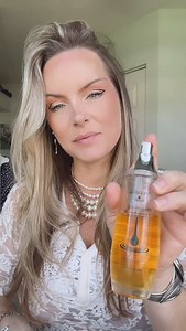 Who needs a bump it? 😂 the perfect bump hack using a claw clip 🥰 @arvazallia #hair #fashion #hairstyleideas #hairstylesforgirls #hairstylesforwomen #hairtutorial #style #hairstyletutorial #easyhairstyles #hairstylist #arvazallia #arvazalliaambassador #beautymaximized | Barbara Coins