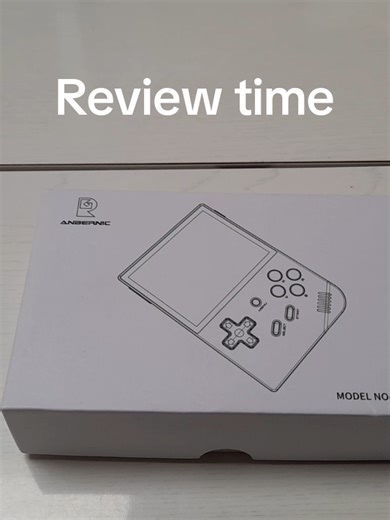 Handheld Console Review: Performance & Features