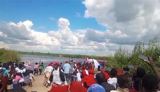 Arrival of Chieftainess MBOANJIKANA in Libonda | Kalabo Town Council.