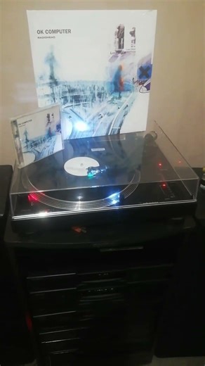 Subterranean Homesick Alien - Radiohead / Ok Computer 1997