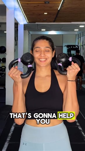 Samaakhya Gajanayake on Instagram: "Overhead kettlebell carries fix the stuff most workouts miss - posture, shoulder stability, core control, and grip strength. This isn’t about lifting heavy. It’s about control. If your shoulders feel unstable, your posture collapses, or your core feels strong but not useful start here. Do it right: • Ribs stacked over pelvis • Kettlebell stays over the shoulder • Slow, controlled steps Progress smart: → Walk → Add marching → Flip it bottoms-up Strong isn’t lif