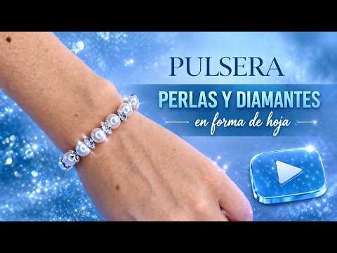 LEAF-SHAPED PEARL AND RHINESTONE BRACELET