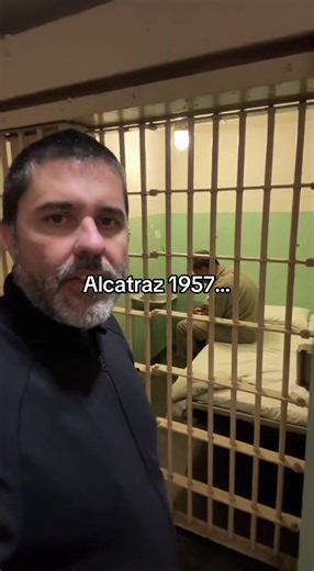 TIME TRAVELERS VLOG — 🏝️ ALCATRAZ — WHEN IT WAS STILL ACTIVE 1957 #alcatraz #mysteryaiman #timetravel #viraltiktok #vlog