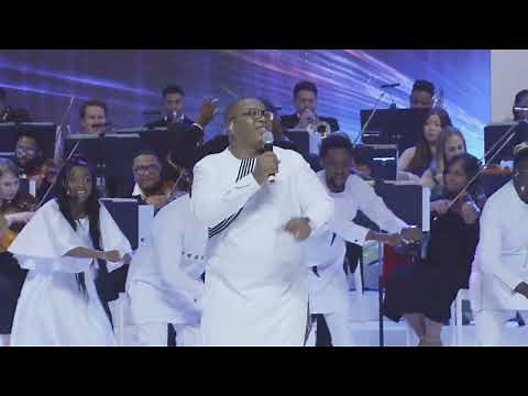 The Vine - Inyang' Enkulu feat. Everton Mlalazi & Soweto Gospel Choir (Live @HICC)