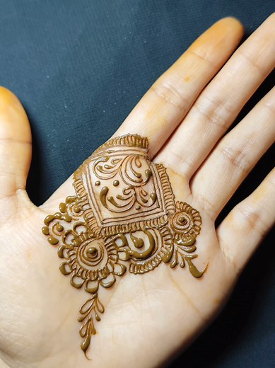 Simple Henna Design by Sulaim — Elegant Leaf Motif