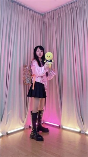 Boom Shakalaka Backpack Trend 🙌 #boomshakalaka #backpack #trending #dance