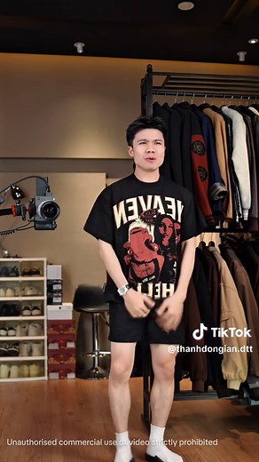 Big Boxy Heaven Hell T-Shirt Review