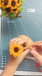 Mini fuzzy wire bouquet tutorial #minifuzzywirebouquet #fuzzywirebouquet #fuzzywirecrafts #fuzzywiretutorial | Crafty Ivy