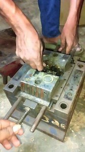 Old die working ⚙️ #factory #worker #mould #manufacturing #working #insert #post #viral #handmade | Siva Patel