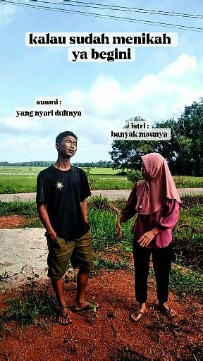 2.1K views · 74 reactions | Kalau sudah menikah ya begini 﫣﫣 #vidio #reel #vidiokocaksuamiistri #comedy | Muk Las | Facebook