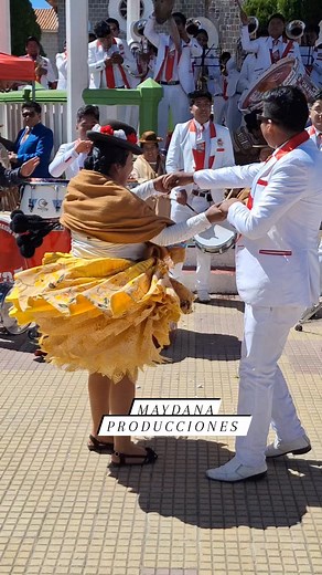 142K views · 684 reactions | #nuestrabodajhonnyyfieorelayunguyo2025 #sigame_para_mas_videos | Maydana Producciones Internacional | Facebook