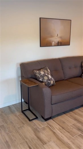 It’s never too early to start dreaming (and booking) for the holiday season🎄✨ Where are you spending the holidays this year? Consider Room at the Inn! 🛏️ | Room at the Inn