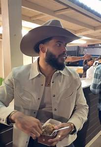 Crazy Rodeo Eats: Cheesecake and Cotton Candy Bacon